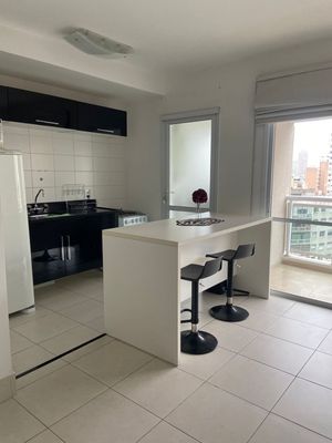 Image 4 - 933793