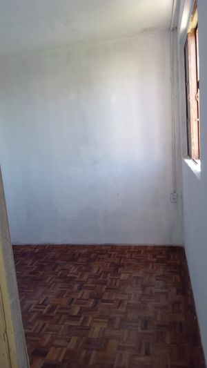 Image 8 - 933892