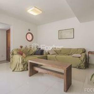 Image 1 - 933982