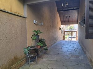 Image 33 - 934219