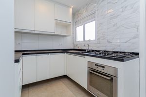 Image 16 - 934362