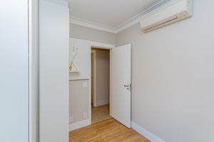 Image 34 - 934362