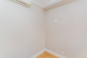 Image 35 - 934362