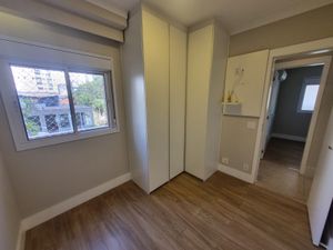 Image 6 - 934362