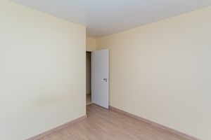 Image 11 - 934612