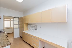 Image 30 - 934612