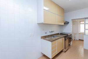 Image 31 - 934612