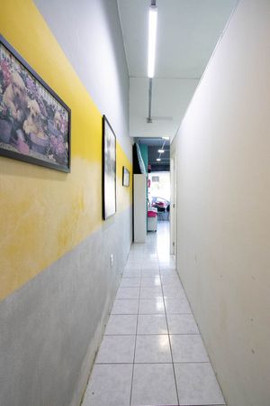 Image 2 - 934712