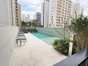 Image 4 - 935492