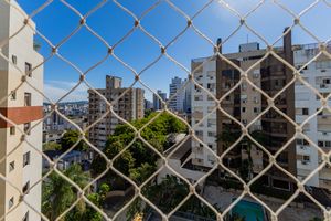 Image 13 - 935532