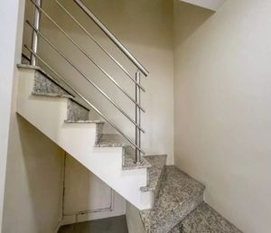 Image 6 - 935563