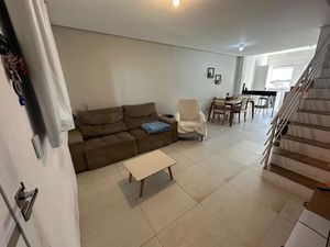 Image 17 - 935813