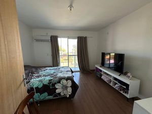 Image 3 - 935813