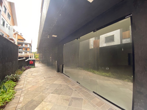 Image 3 - 936023