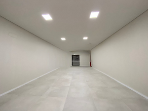 Image 4 - 936023
