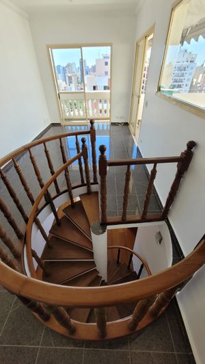 Image 27 - 936090