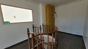 Image 7 - 936090
