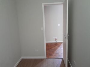 Image 8 - 936115