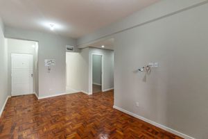 Image 1 - 936115