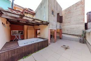 Image 9 - 936250