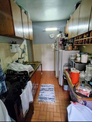 Image 3 - 936311