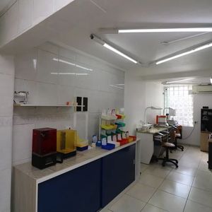 Image 0 - 936382