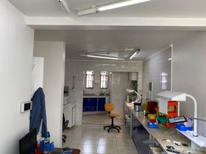 Image 9 - 936382