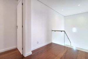 Image 39 - 936529