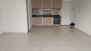 Image 3 - 936580
