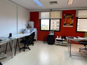 Image 1 - 936639
