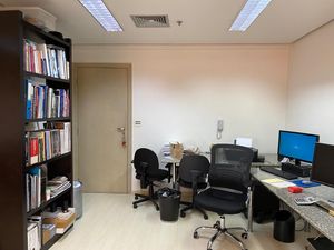 Image 2 - 936639