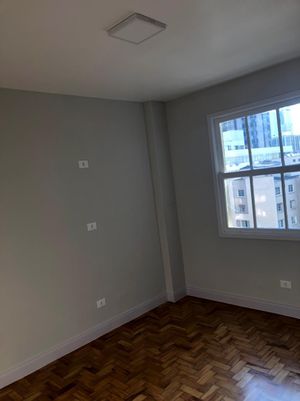 Image 10 - 936682