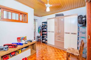 Image 17 - 936704