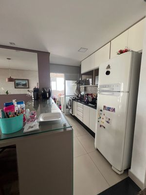 Image 18 - 936841