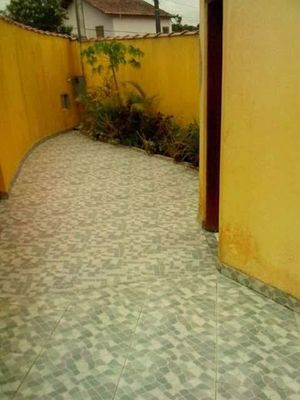 Image 19 - 937105