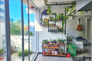 Image 13 - 937433