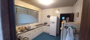 Image 8 - 937582