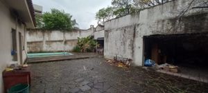 Image 11 - 937582