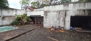 Image 12 - 937582