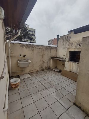 Image 8 - 937888