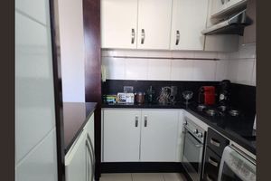 Image 22 - 938066