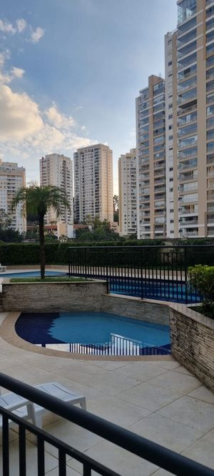 Image 6 - 938070
