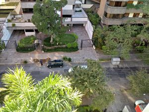 Image 8 - 938098