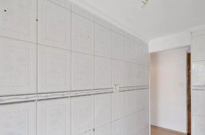 Image 14 - 938343