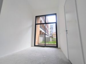 Image 8 - 938664