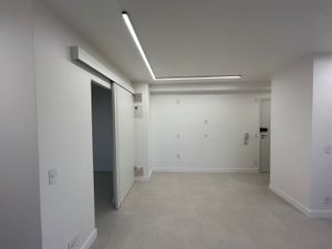 Image 8 - 938665