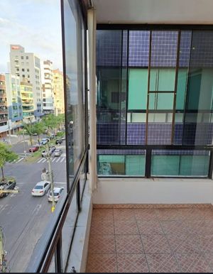 Image 4 - 938745