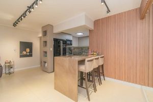 Image 14 - 939012
