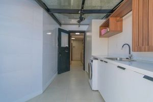 Image 19 - 939012