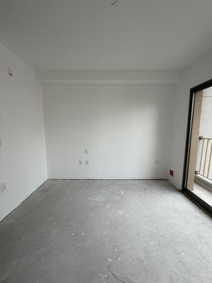 Image 3 - 939024